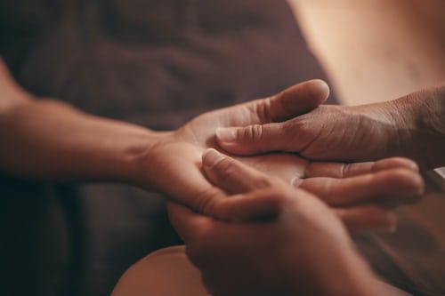 You are currently viewing Why you should have a couples massage in Lakeview