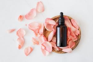 Read more about the article Guide To Summertime Microderm