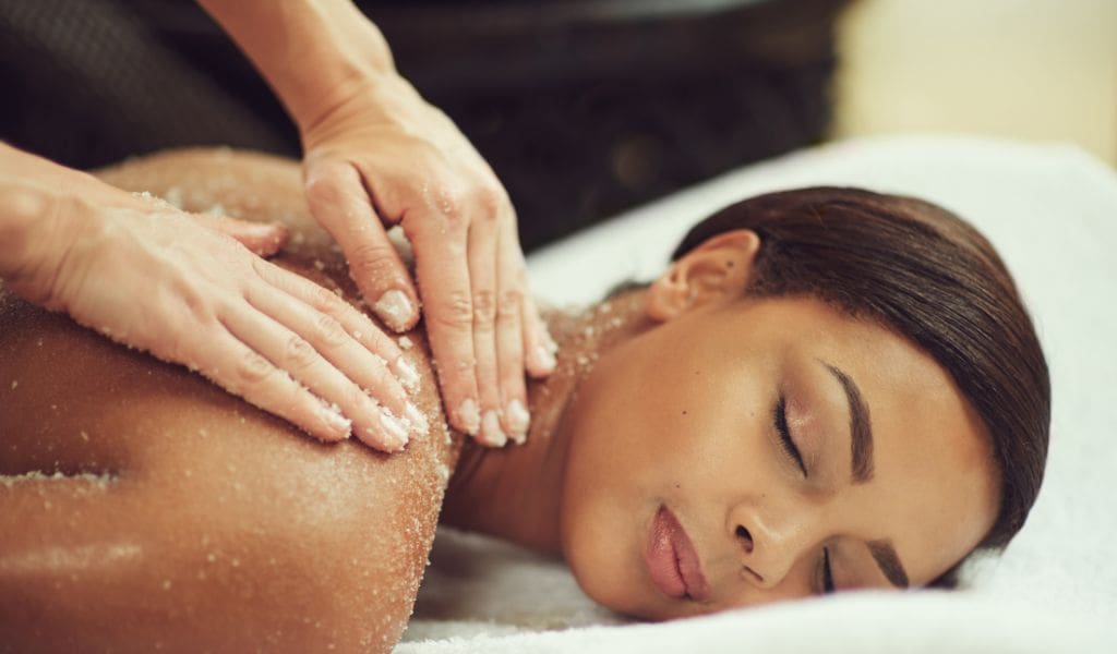You are currently viewing Exfoliation: What Is It And How Is It Applied?