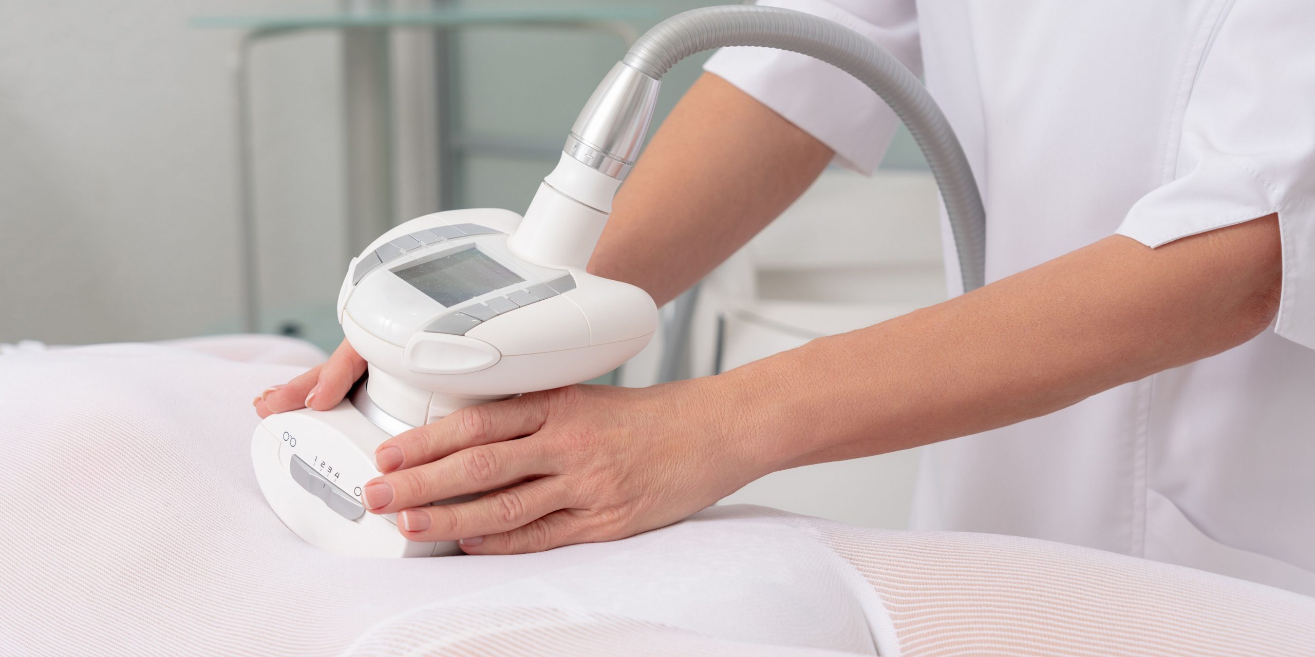 Read more about the article Specific Preparations Before An Esthetic Treatment